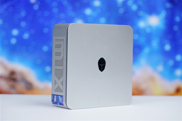 酷睿Ultra  5仅3999元！雷神MIX  PRO迷你主机图赏