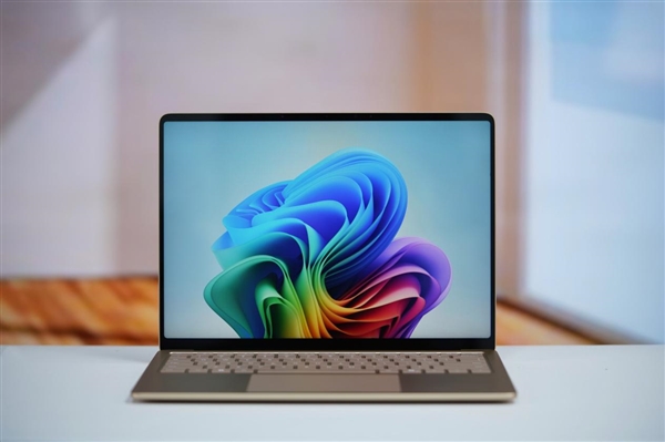性能暴增86%！微软全新Surface  Laptop图赏