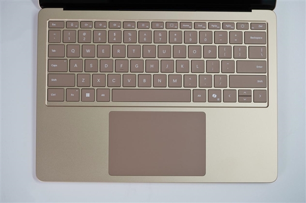 性能暴增86%！微软全新Surface  Laptop图赏