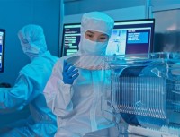 Intel公布三大全新晶体管材料:漏电率降低1000倍